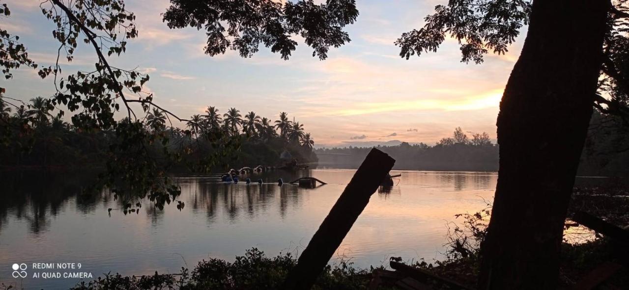 Shruthi'S Aarohi-Nature'S Retreat Mulappilangād Exterior foto